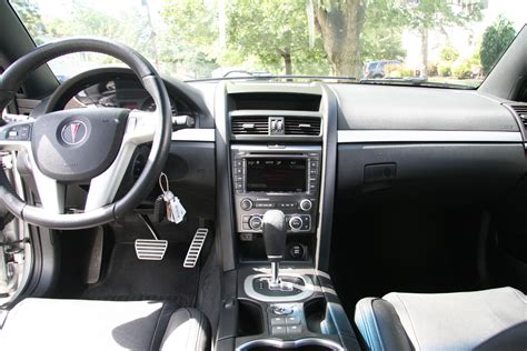 2009 Pontiac G8 - Interior Pictures - CarGurus