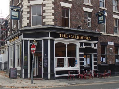 13 Best Pubs In Liverpool For Pints And Good Times