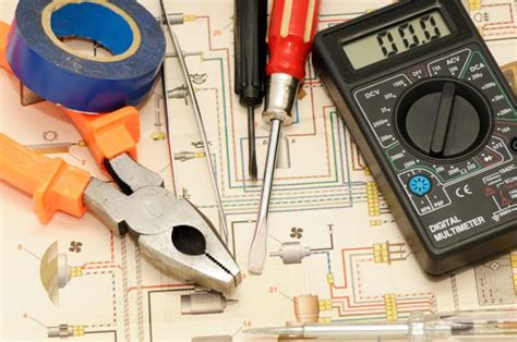 7 Electrical Safety Tips Homeowners Should Know