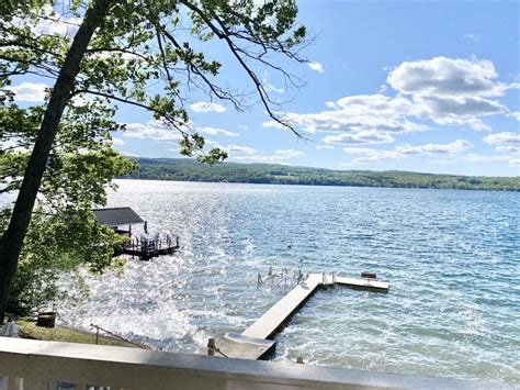 Lake View Lodge - Luxury Vacation Rentals