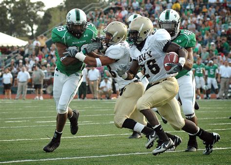 File:US Navy 071110-N-8053S-140 During the Navy vs. University of North Texas (UNT) football ...