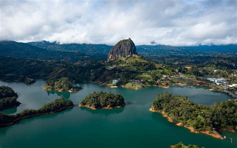 37 Things to do in Guatapé Colombia - Ultimate Travel Guide – We Seek ...