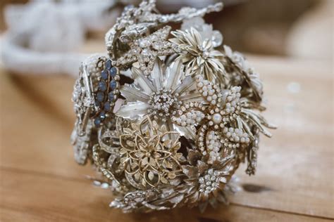 Vintage Brooch Bouquet - The TAYLOR'd Home