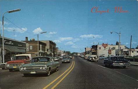 Street Scene Cloquet, MN Postcard