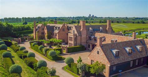 Historic Wedding Venue In Cambridgeshire | The Old Hall Ely | Amazing ...