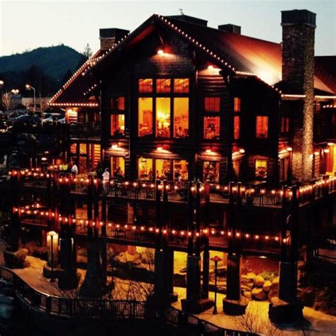 This unique restaurant in Southern Oregon is a fabulous place to relax and enjoy a comforting ...