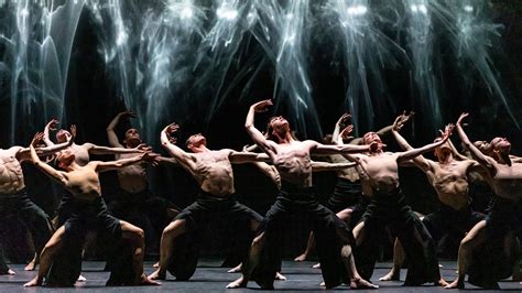 Review: A Trip From Light to Dark With the National Ballet of Canada - The New York Times