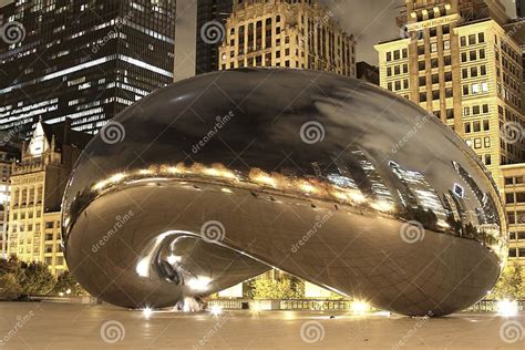 Chicago bean at night editorial stock image. Image of gate - 14441869