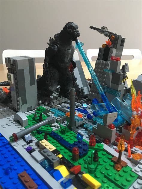 Lego Godzilla Diorama : r/lego