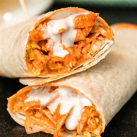 Buffalo chicken wrap recipe - ready in only 5 minutes