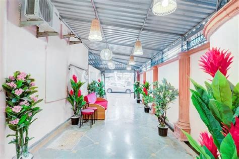 Airbnb in Bandra West: Apartments & Villas from ₹89 | HolidayHome