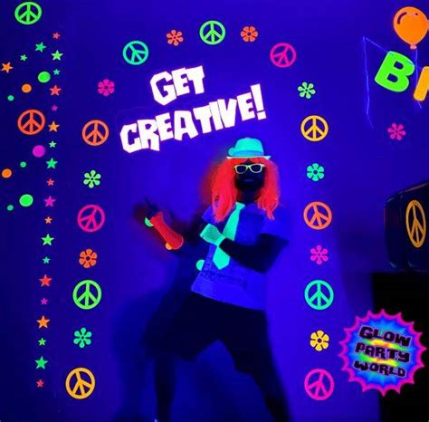 What to wear to a glow party - Black light LED glow party kits UV ultra violet lights neon party