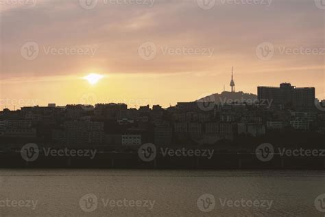 Sunset scenery of the Han River in Seoul, Korea 9667093 Stock Photo at ...