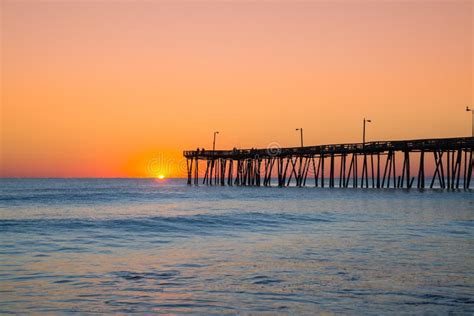 Sunrise at the End of Nags Head Pier Stock Image - Image of hills, north: 89450859