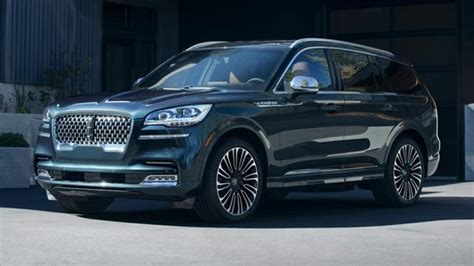 2023 Lincoln Aviator Black Label: Does This Luxury SUV Have the Last Word?