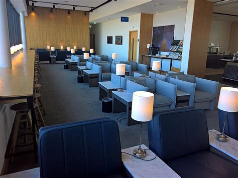 British Airways Business Class Lounge Aberdeen review | Loungeindex | Images & Photos