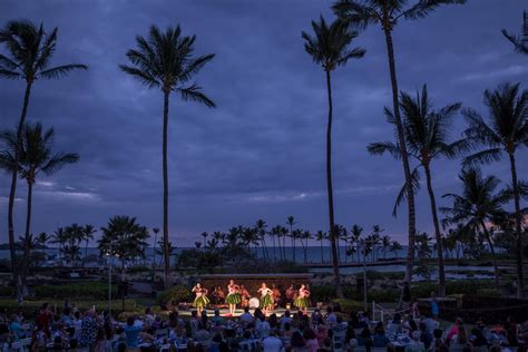 Waikoloa Beach Marriott – Sunset Luau – Honu Hawaii Activities