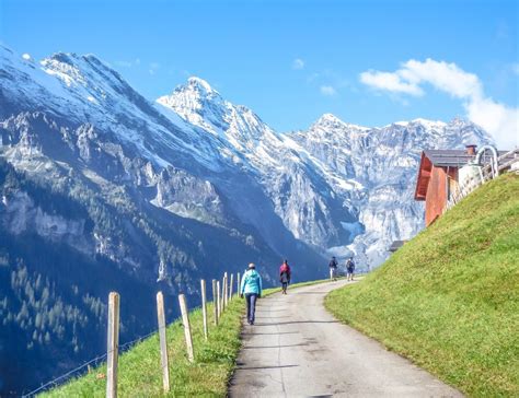 Chocolate, Cheese, & Alps Bernese // Gimmelwald, Switzerland - MWL