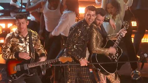 Watch Jonas Brothers' Grammy Awards 2020 Performance, Debut New Song