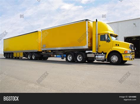 B Double Truck Image & Photo (Free Trial) | Bigstock