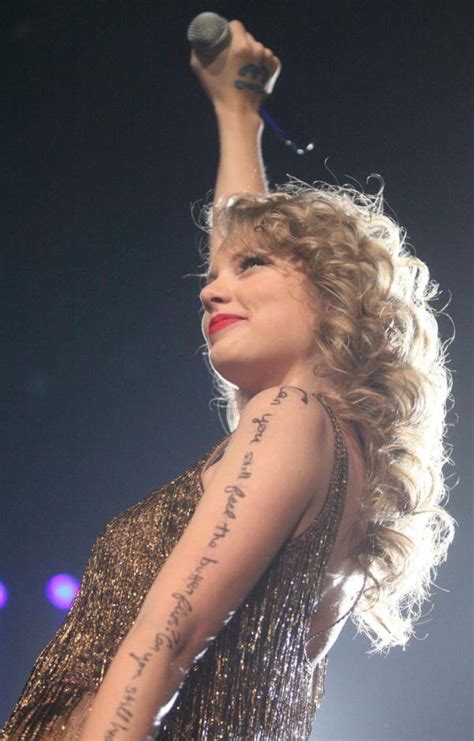 Taylor Swift Sparks Fly : Taylor Swift - Sparks Fly (Live) Audio ...