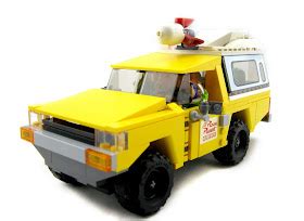 Dan the Pixar Fan: Toy Story 2: Lego Pizza Planet Truck