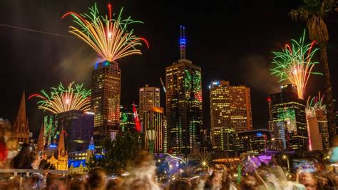 Melbourne New Year’s Fireworks | Herald Sun