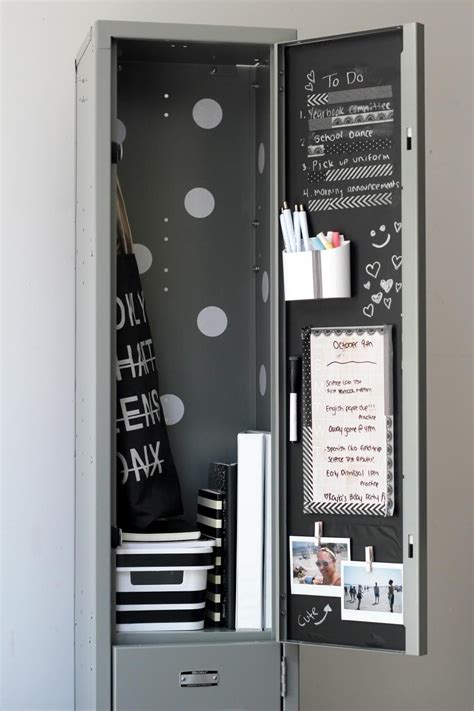 22 DIY Locker Decorating Ideas + Organizing Tricks | School locker decorations, School locker ...
