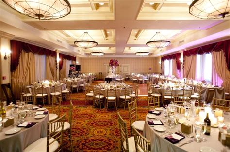 Chicago Wedding Venues - Carleton of Oak Park Hotel