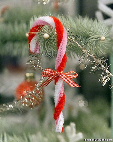 Pipe Cleaner Ornaments & Video | Martha Stewart