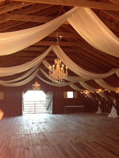 32 Beautiful Farm Barn Wedding Venues for Your Wedding to Go Rustic