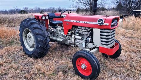 Massey Ferguson 165 | Tractor Data and Specs