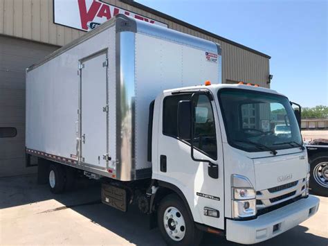 2023 New Isuzu NPR HD DIESEL 2023 iSUZU 18' Box at Valley Truck Centers ...