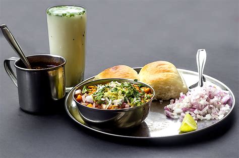 29 Traditional Indian Foods - Via.com Blog