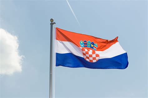 Croatia - 3x5 ft Flag - MaxFlags - Royal-Flags