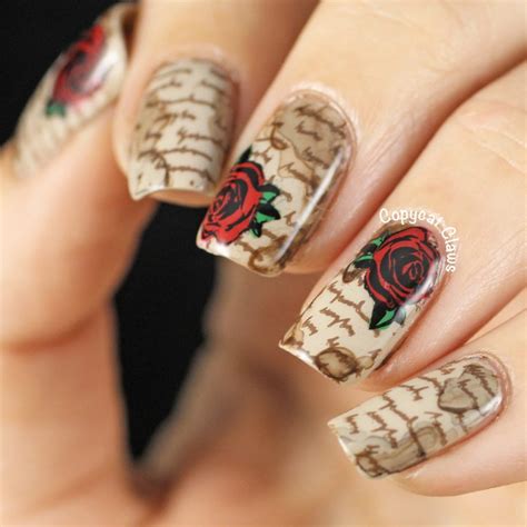 20+ Creative Newspaper Nail Art Design Ideas