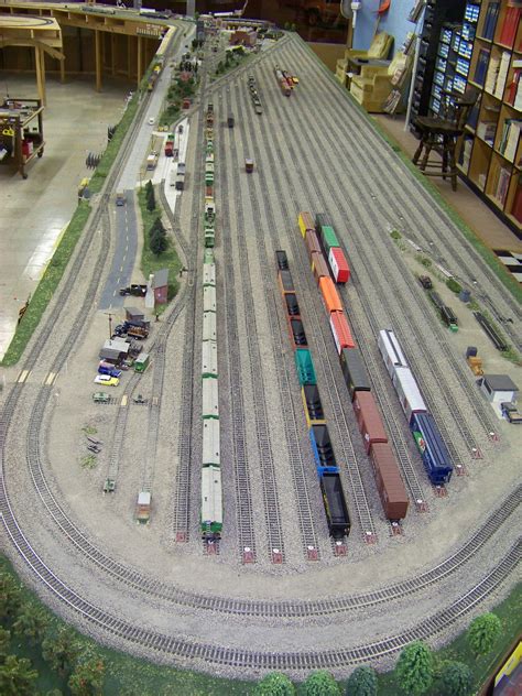 Yard is 35' long by 5' wide with 20 tracks. N Scale Train Layout, Ho Train Layouts, N Scale ...