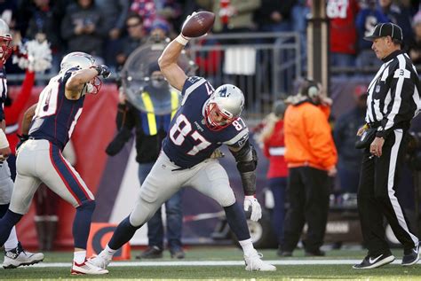 Rob Gronkowski head injury: New England Patriots TE ruled out of AFC ...