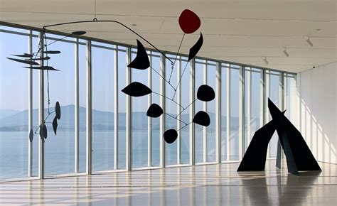 Alexander Calder, el precursor de la escultura cinética - Claudio ...