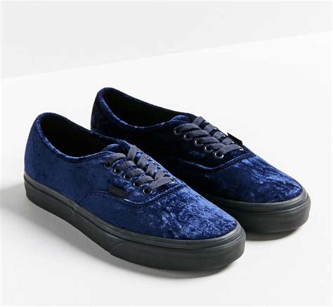 Vans Velvet Authentic Sneaker | Urban Outfitters