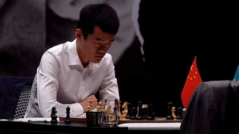 Ding Liren defeats Ian Nepomniachtchi with London system in world chess ...