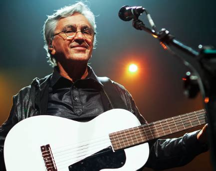 10 Best Caetano Veloso Songs of All Time - Regeneration Music Project