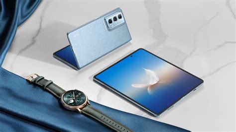 Honor Magic Vs 2 unveiled in a shimmering blue finish - Gizmochina