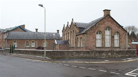 St Clement's School parents in Dingwall get briefing on proposals for a new build as site ...