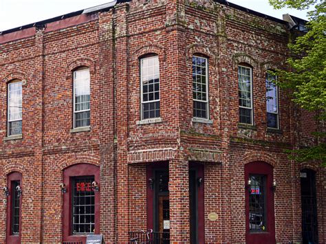 Old Brick Building Free Stock Photo - Public Domain Pictures