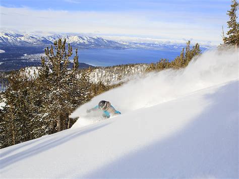 20 Best Snowboarding Resorts in the USA