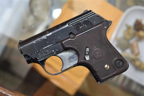 .22 cal Italian made starter pistol