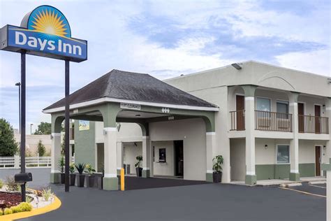 Days Inn by Wyndham Goose Creek Goose Creek, South Carolina, US - Reservations.com