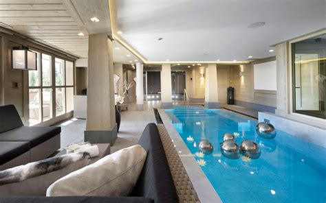 Indoor Swimming Pool, Luxury Ski Chalet in Courchevel 1850, France : Fresh Palace