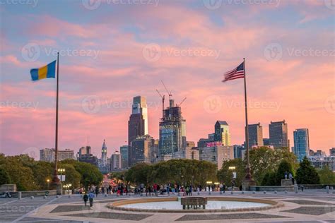 Beautiful Philadelphia skyline at sunset 9178837 Stock Photo at Vecteezy